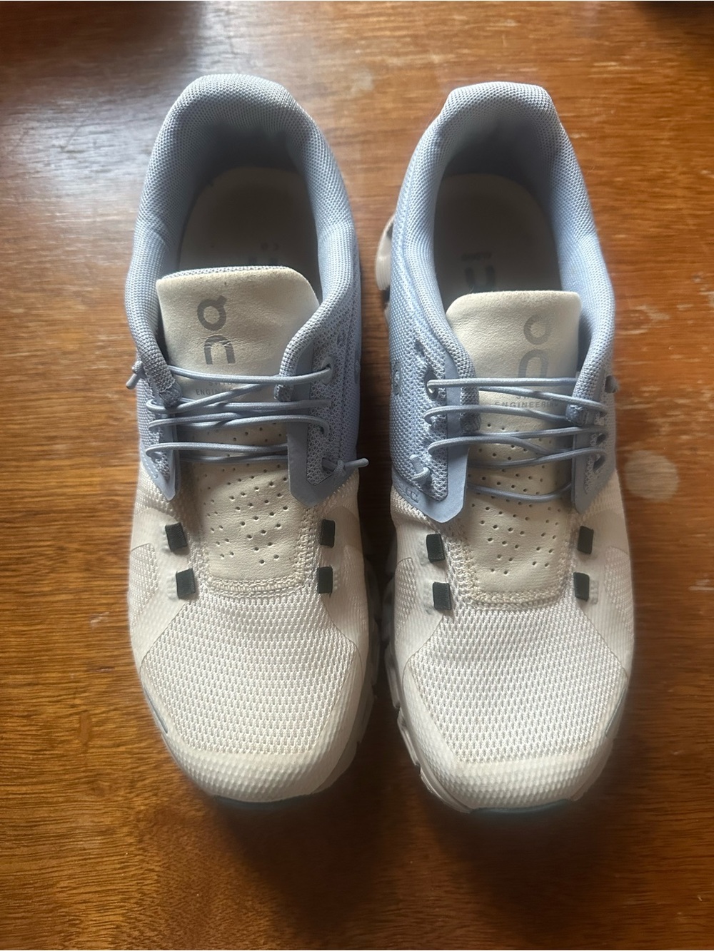 🤍 On Cloud Women’s Running Shoes – Size 7 - Picture 2 of 6